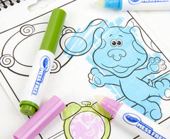 Built-in marker storage keeps markers organized during travel