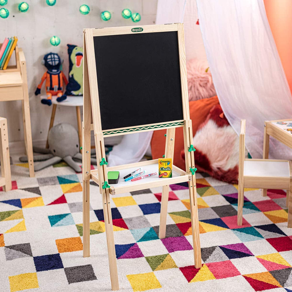 Crayola washable fine-line markers for clean, easy drawings.