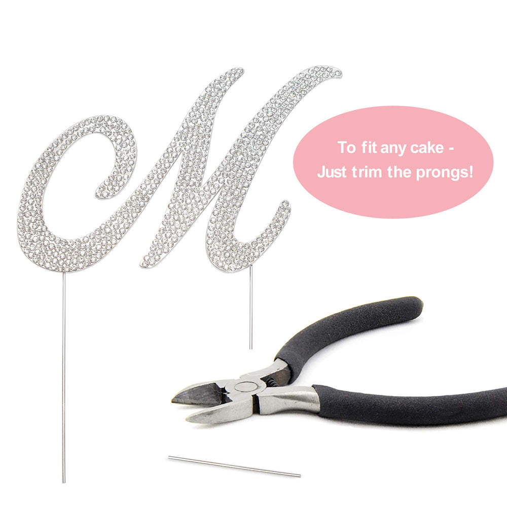 Crystal Creations height-adjustable prongs fit most cakes