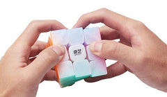 CuberSpeed Warrior W 3x3 Jelly transparent side view for portable play.