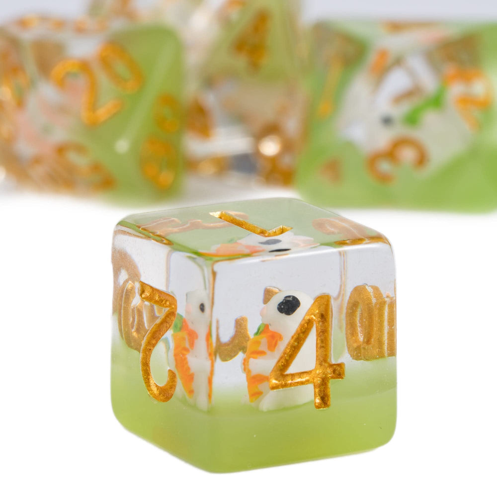 Cusdie DND dice with bold, legible numerals for quick decisions