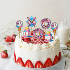 CYUXING ice cream sundae toppers add color while staying sturdy on cold treats.