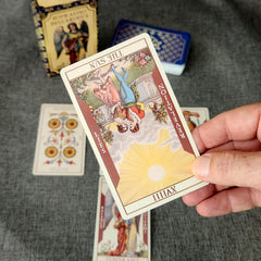 Da Brigh Soprafino Dellarocca Tarot card meanings printed on cards aid quick interpretation