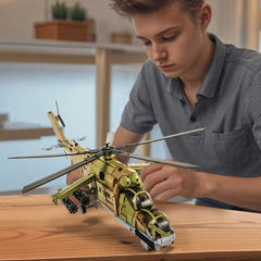 DAHONPA MI-24S included army figures support imaginative role play.