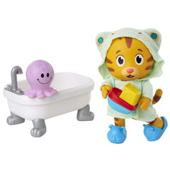 Daniel Tiger's Neighborhood seven-inch bath-time figure for imaginative play.