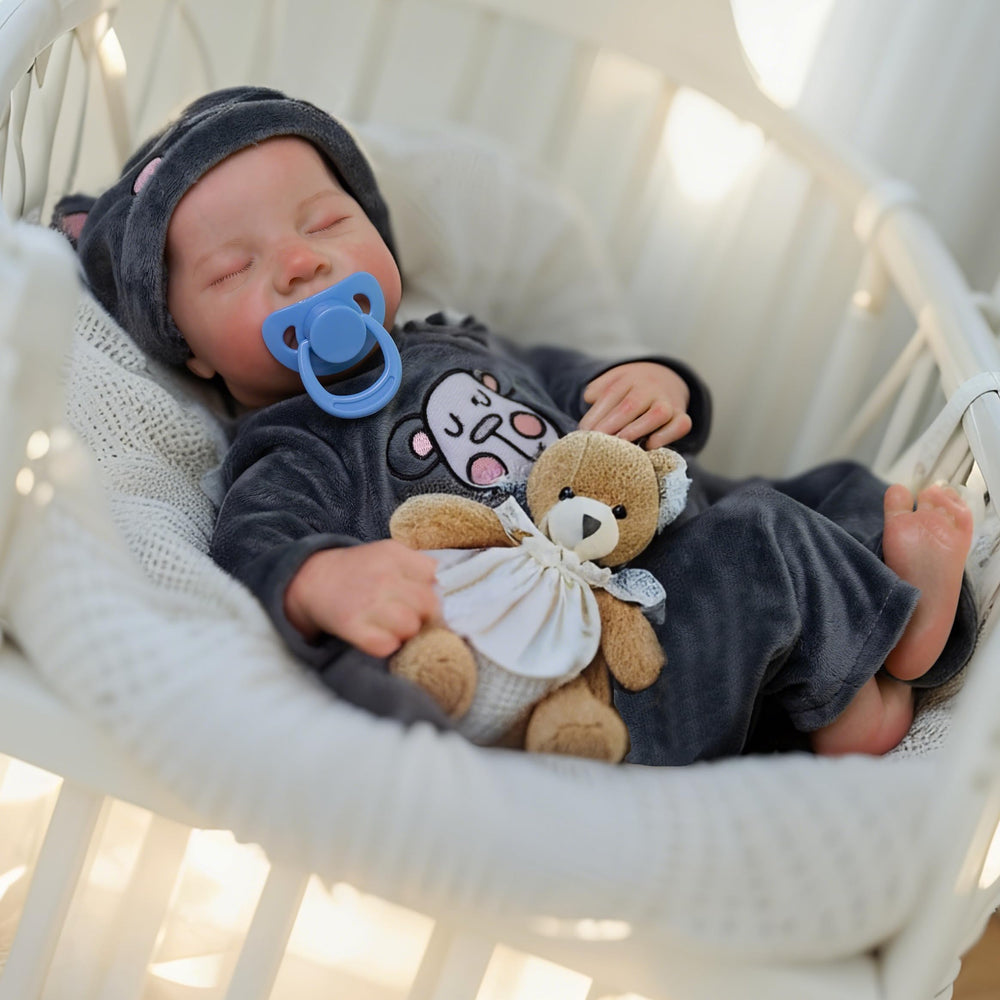 DAYOFF KIDS Reborn doll with full vinyl body supports lifelike handling.