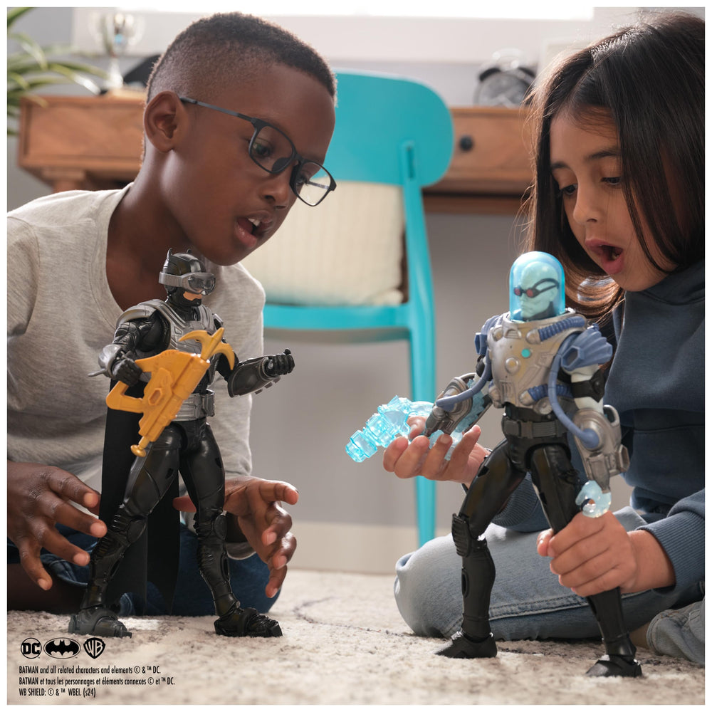 Gift-ready DC Comics Batman Adventures Battle Pack for ages 3 and up.