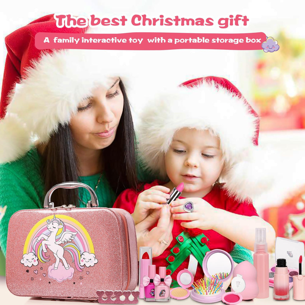 DCMAMA kid-friendly brushes and case help keep play tidy.