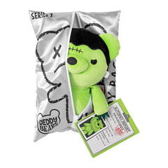 Deddy Bears Frankenbear body bag unboxing highlights eerie packaging and collector appeal.