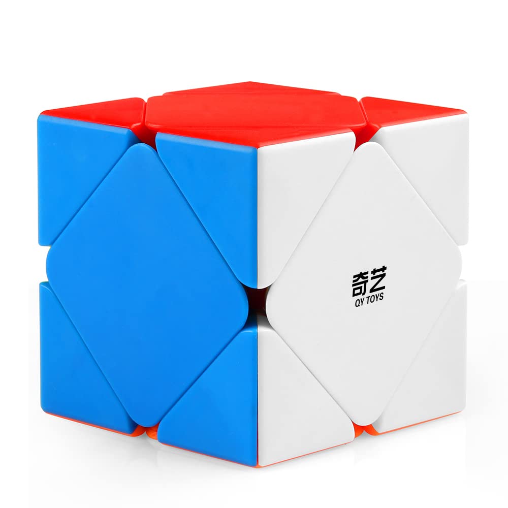 D-FantiX QYTOYS Qicheng Skewb front view showing smooth turning for all skill levels.