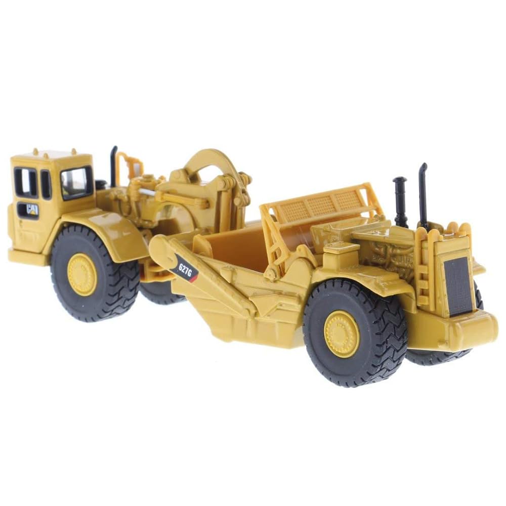 Diecast Masters Caterpillar 627G front view highlights scale precision