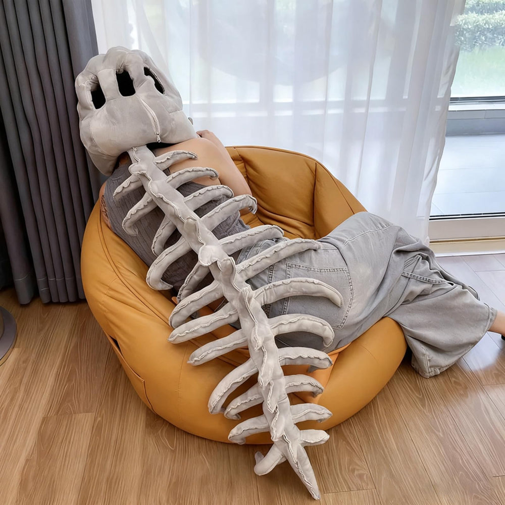 Iconic sail and bone pattern emphasizes the Spinosaurus silhouette