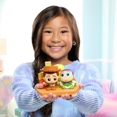 Disney Doorables magnet closure diorama enables quick setup and striking room decor.