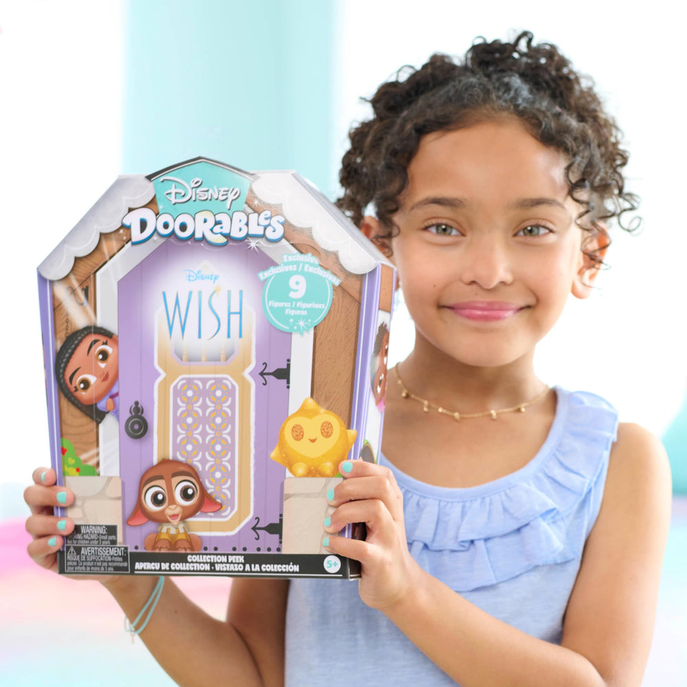 Disney Doorables Valentino figure featuring starry details for shelf display