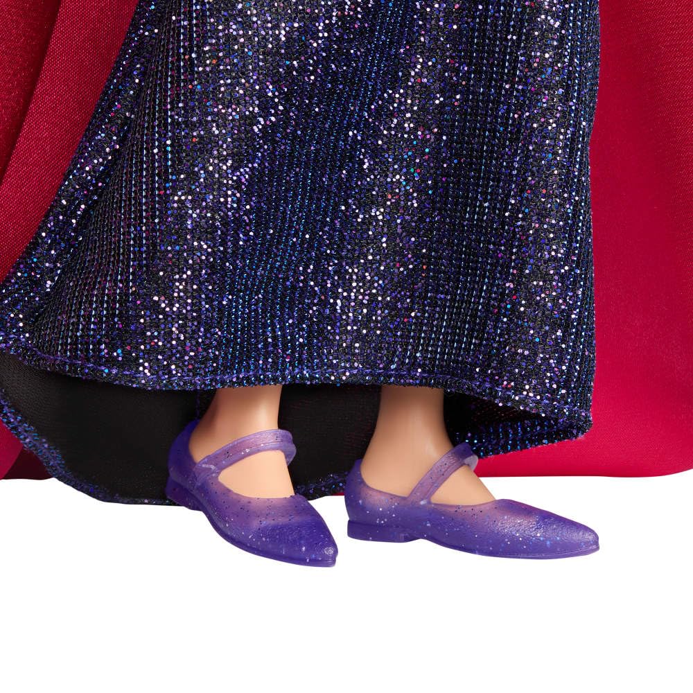 Disney Princess Evil Queen posable body enables dynamic display angles.