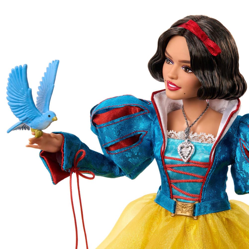 Disney Princess Snow White dress with three-layer satin and organza for display