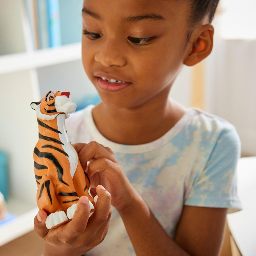 Disney Store Jasmine Story Doll with Rajah figure for companion play and display.
