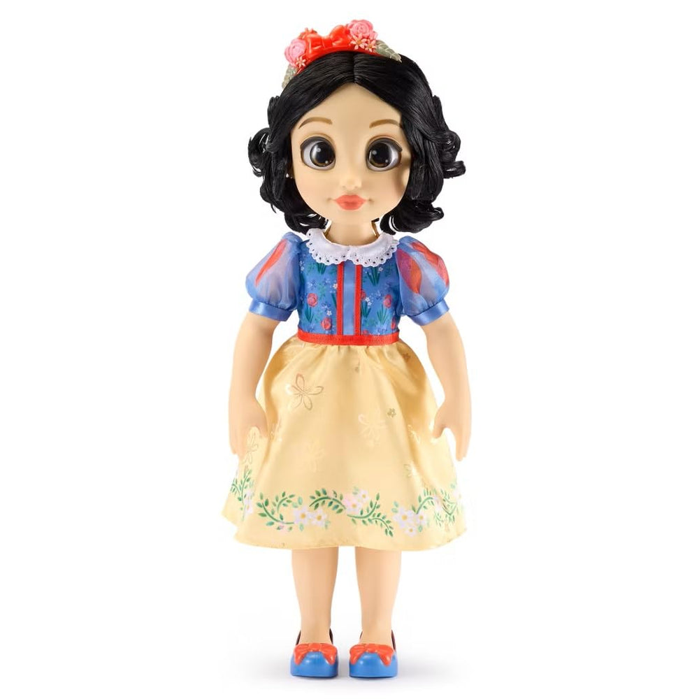 Disney Store Snow White 16-Inch doll face with expressive features for imaginative play.