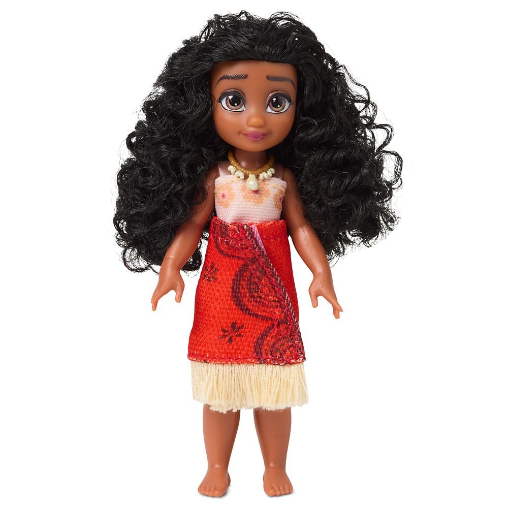 Disney Store Moana Pua figure included for complete island adventures