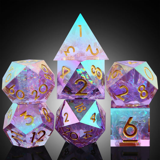 DNDND iridescent lilac sharp D4 dice for dramatic RPG rolls