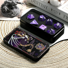 DNDND D6 die with flower motif adds visual flair during sessions.