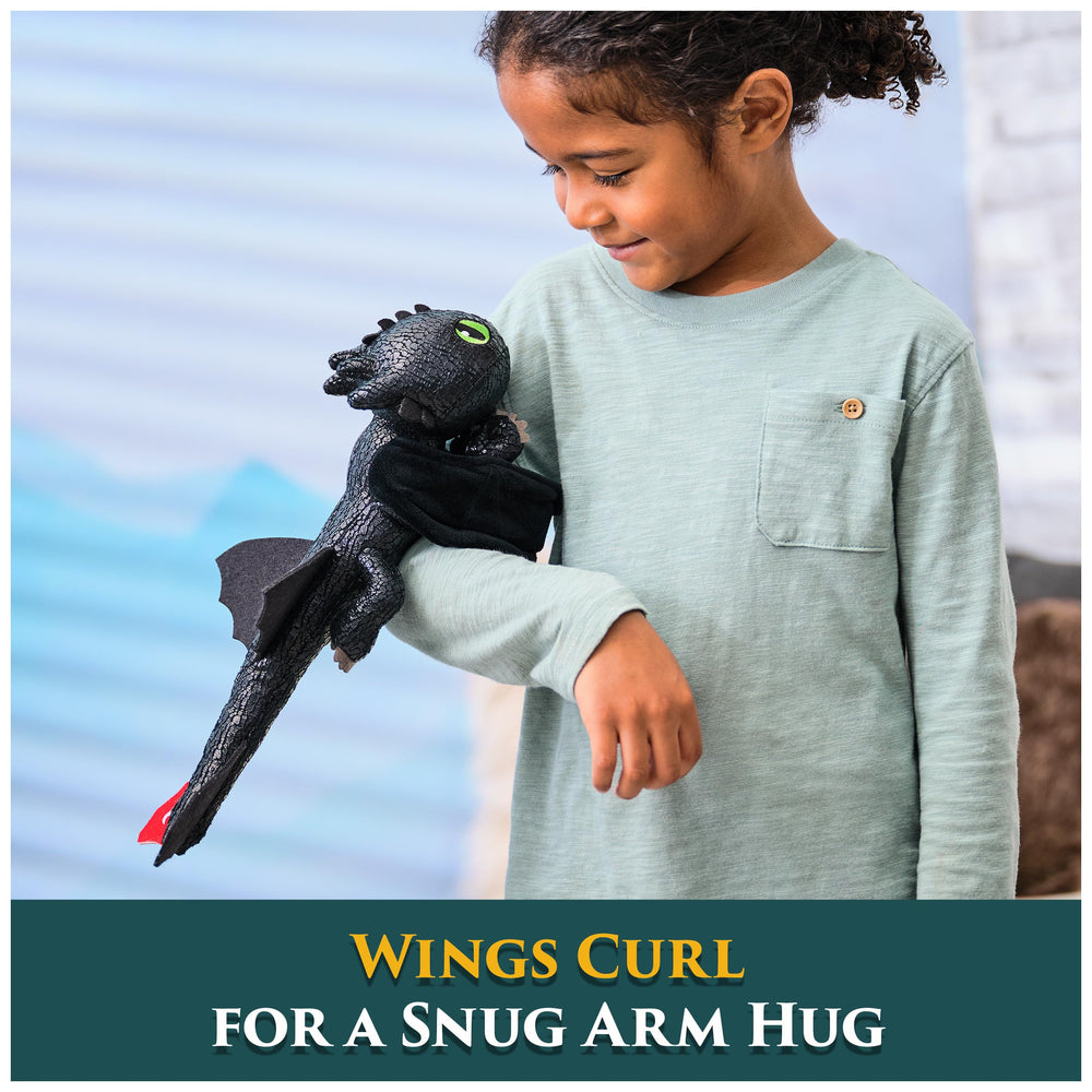 DreamWorks Dragons Toothless fly-action demonstrates back-and-release soaring.