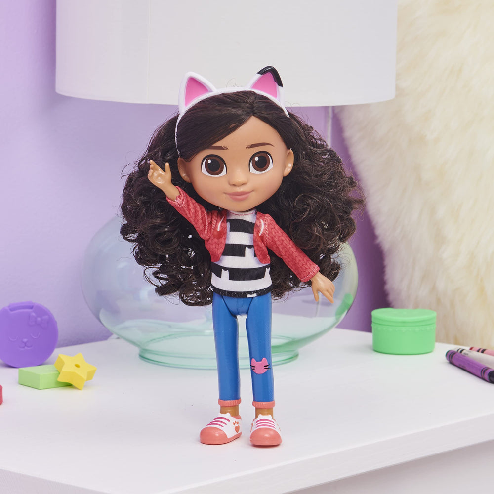 DreamWorks Gabby’s Dollhouse Gabby Girl jeans with kitty patch for expressive outfits.
