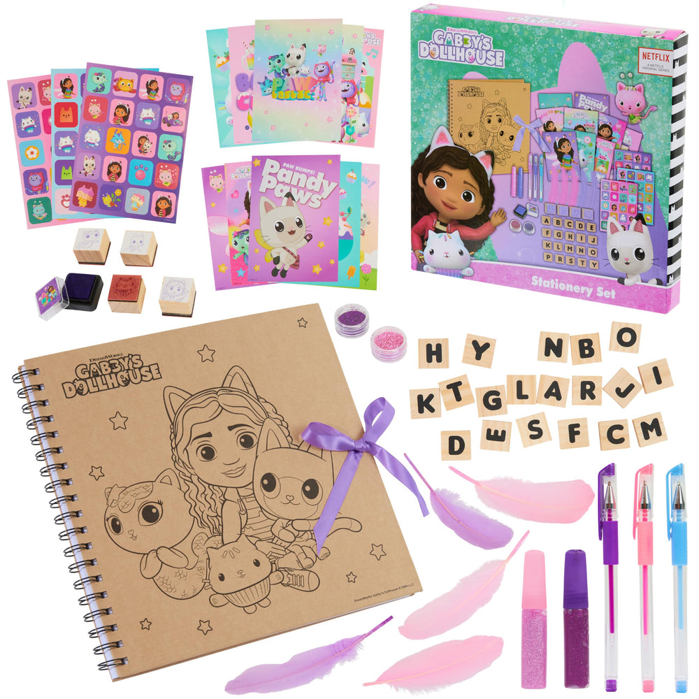 DreamWorks Gabby’s Dollhouse Scrapbook Kit cover with bright colors for creative storytelling