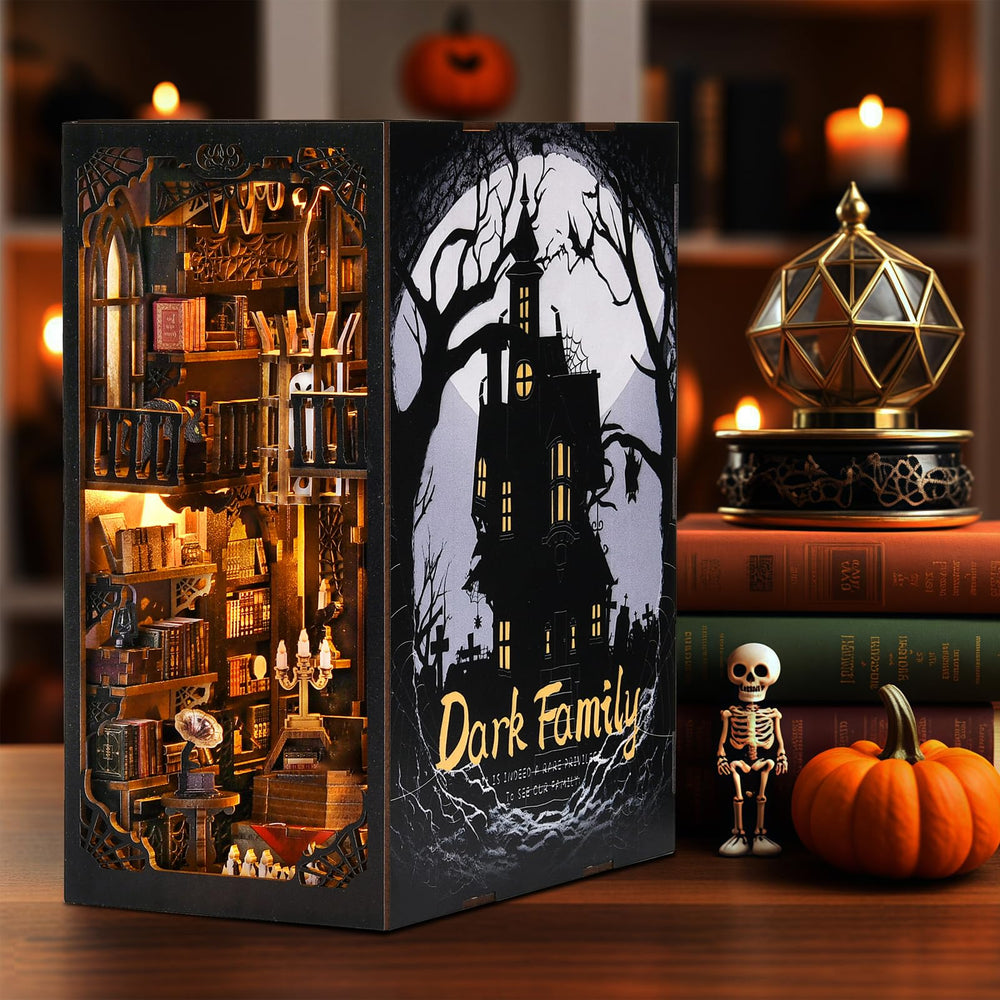 DROICC Book Nook Kit LED lighting brightening the scene with atmosphere