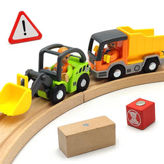 DSHMIXIA wooden train digger with magnetic connection for easy play and stable coupling.