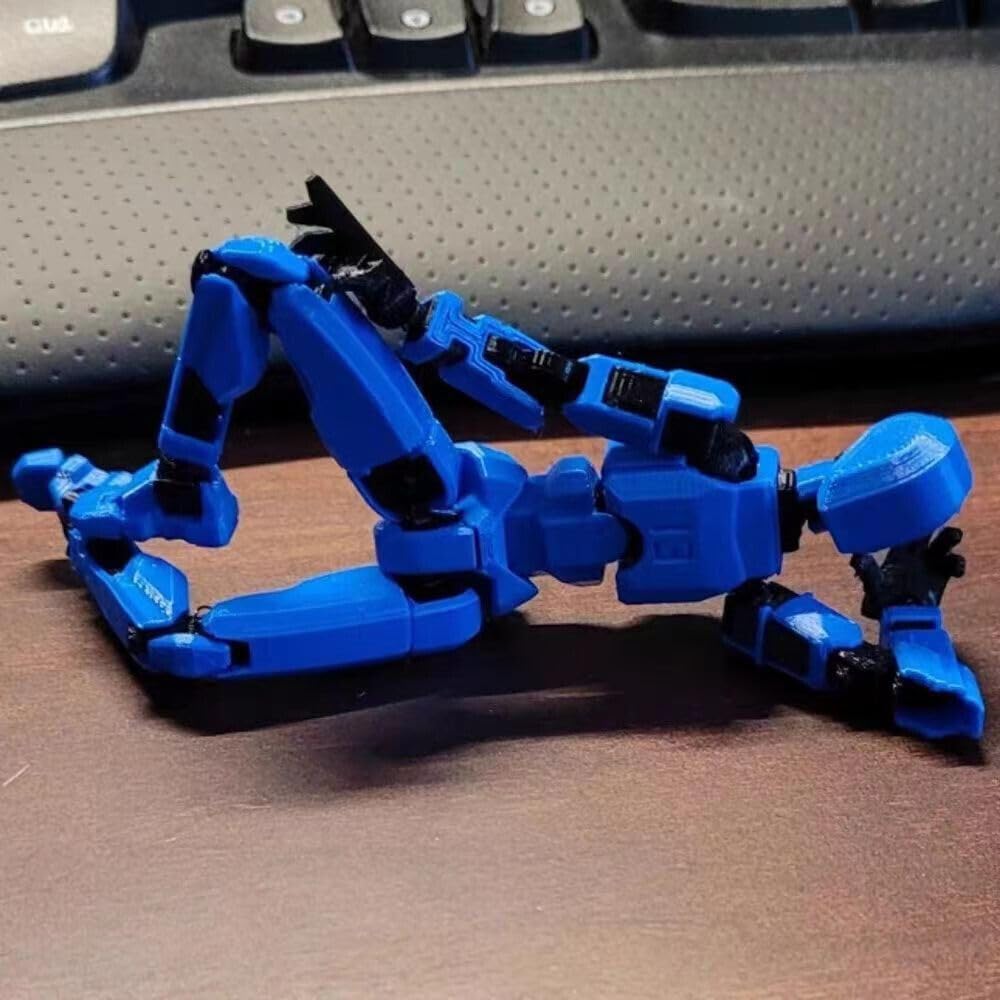 Dumwick Titan13 desk decor setup suitable as desk centerpiece for fans