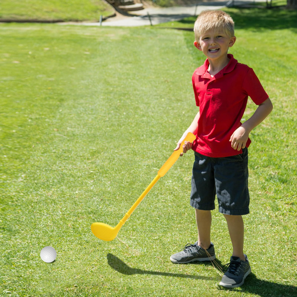 Dyienocs indoor-outdoor golf toy set offers versatile play