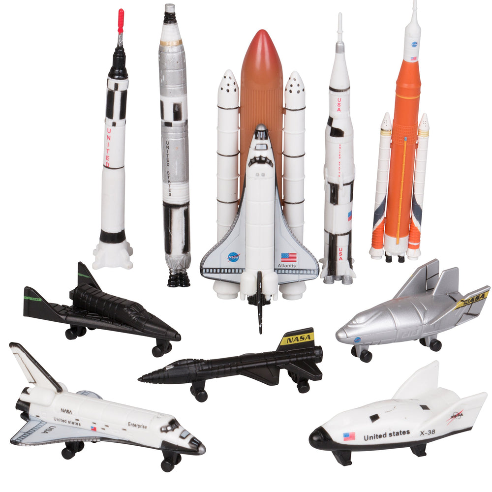 Echo Toys Legends Space Countdown Apollo Saturn-V replica for learning about multi-stage rockets