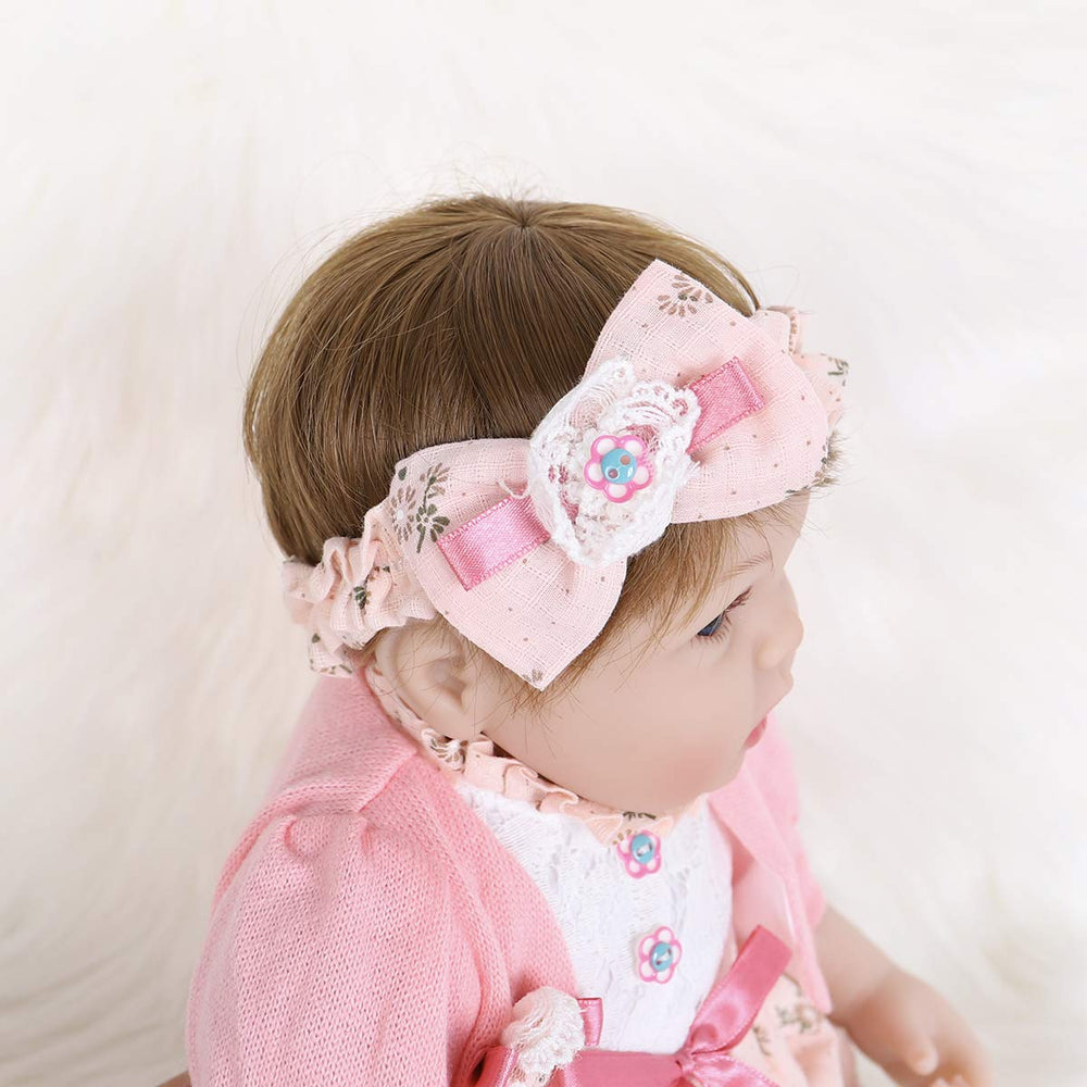 Soft blanket with ENADOLL Reborn Baby Doll adds comforting snuggle moments