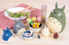 Ensky Totoro nesting dolls acorn figure in miniature scene