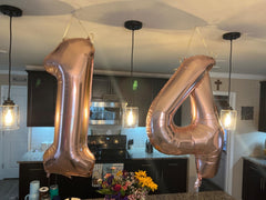 Enyeopd color options support themed party decor.
