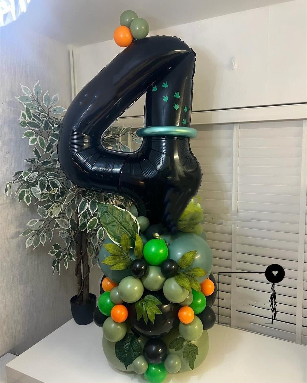 Enyeopd premium balloon material resists fading for lasting decor.
