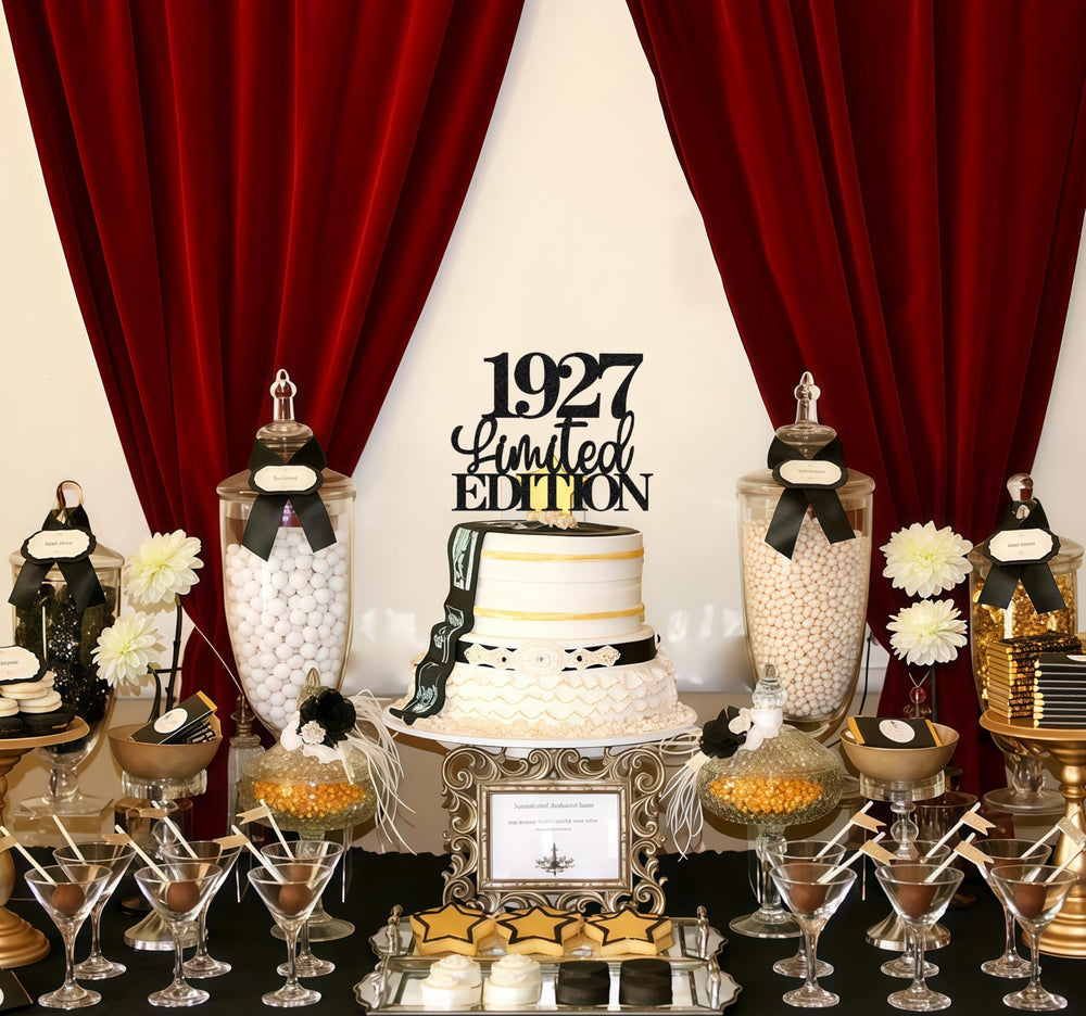 EONNCNT 1927 decorative cake bunting topper adds festive flair.