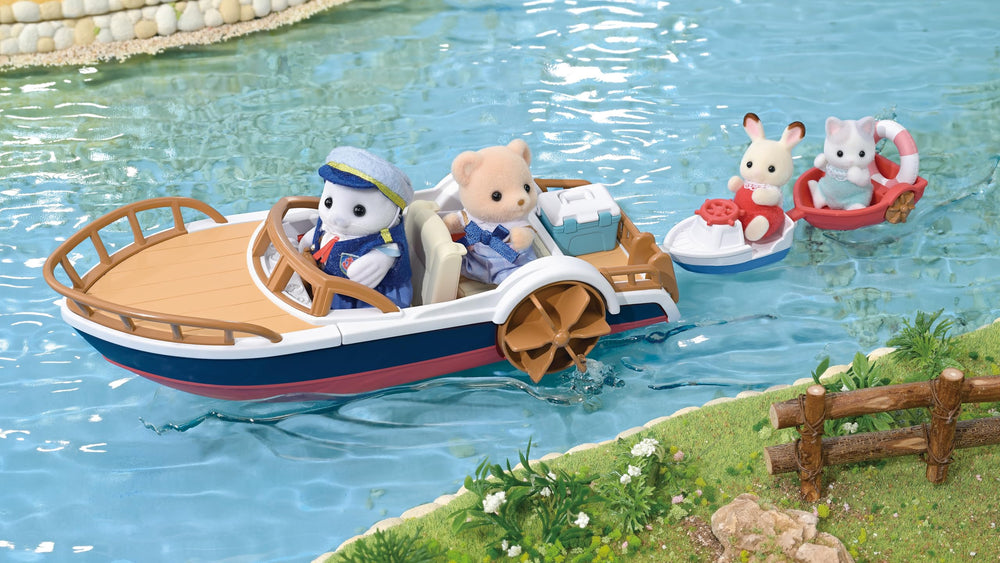 Epoch Sylvanian cooler-box-apple-juice fits on many scenes.