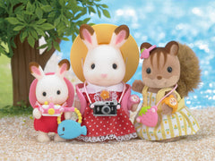 Epoch Sylvanian KA-316 picnic scene display for imaginative playtime