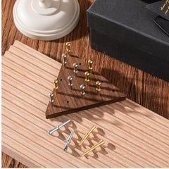 Estune storage bag keeps the peg game organized on the go.