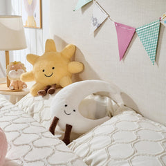 EUEGWYX sun plush is machine washable for easy care.
