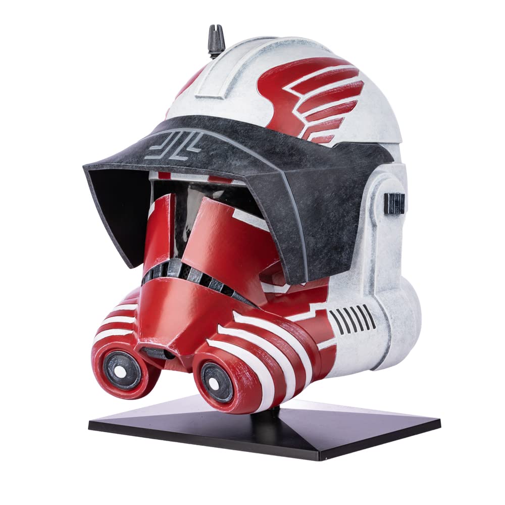 Evere Commandr Thorn Helmet side profile shows tinted visor for clear outdoor visibility.