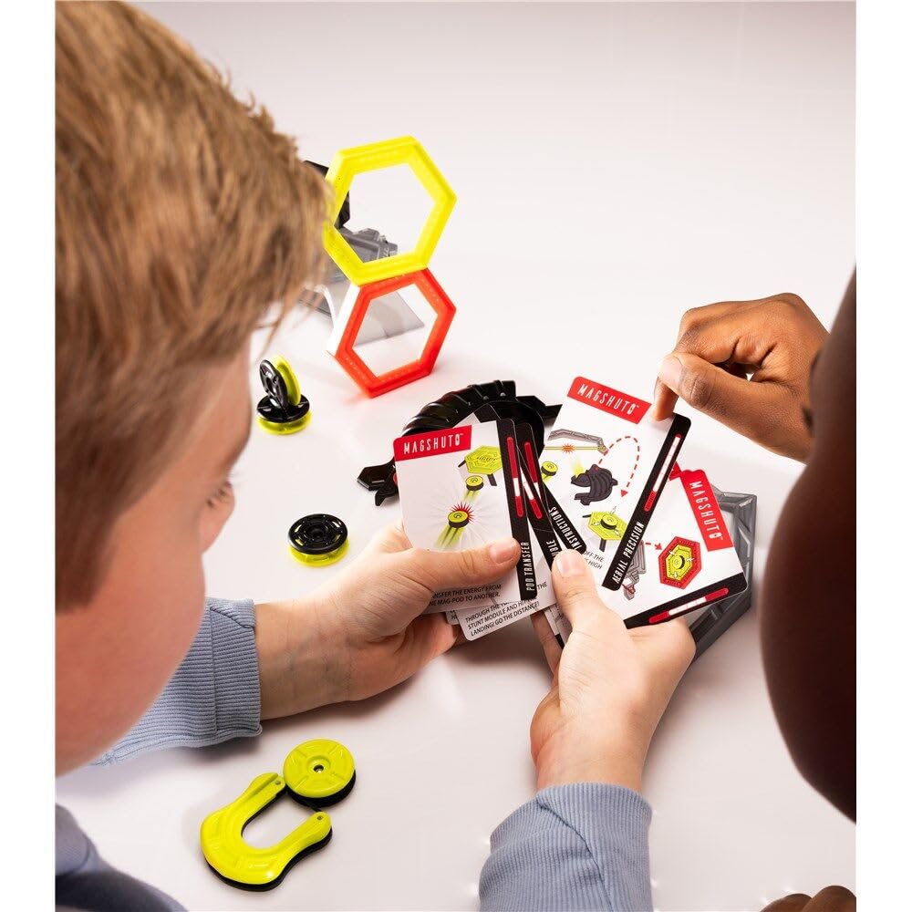 Fat Brain Toys Magshuto disc magnets deliver satisfying magnetic interactions and launch potential.