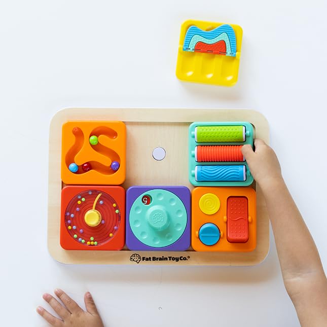 Set 4 tiles in a three-pack for flexible PlayTab configurations