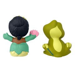 Children engage in an imaginative play scene with Tiana and Naveen
