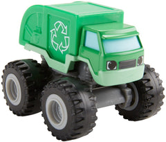 Fisher-Price Reece compact size fits preschoolers' hands