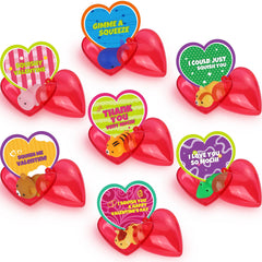 Flysnk contents include 28 cards, 28 heart cases, and 28 mochis.