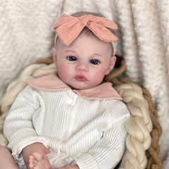 FOCKOF Gift-ready doll with accessories in a neat package
