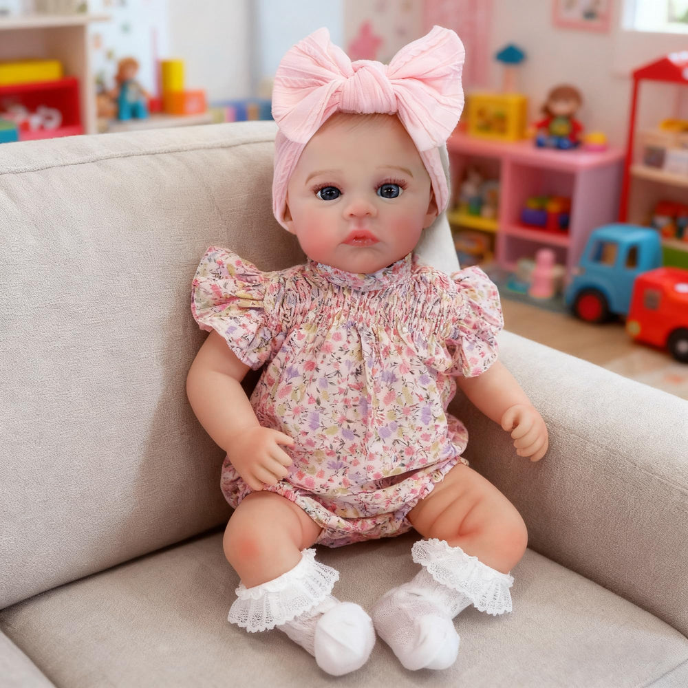 FOCKOF reborn doll 18inch poseable hands and legs for dynamic posing.